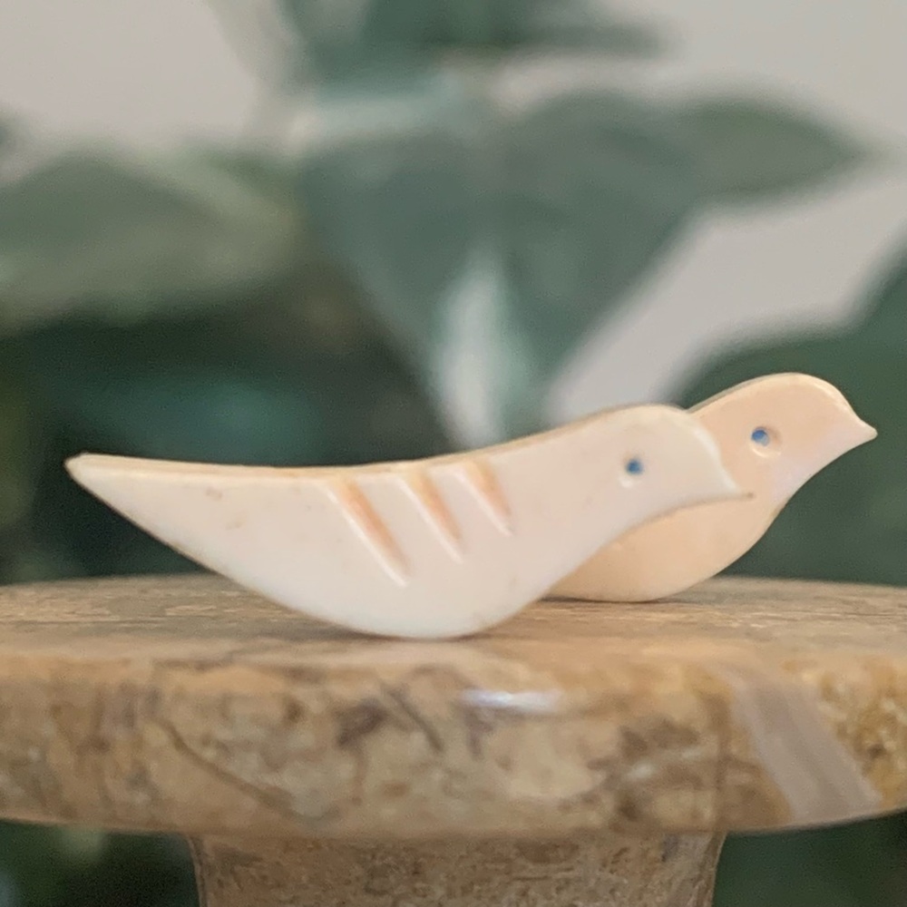 2 Bone Carved Bird Fetish Beads Drilled Native American Style Jewelry Animals .9